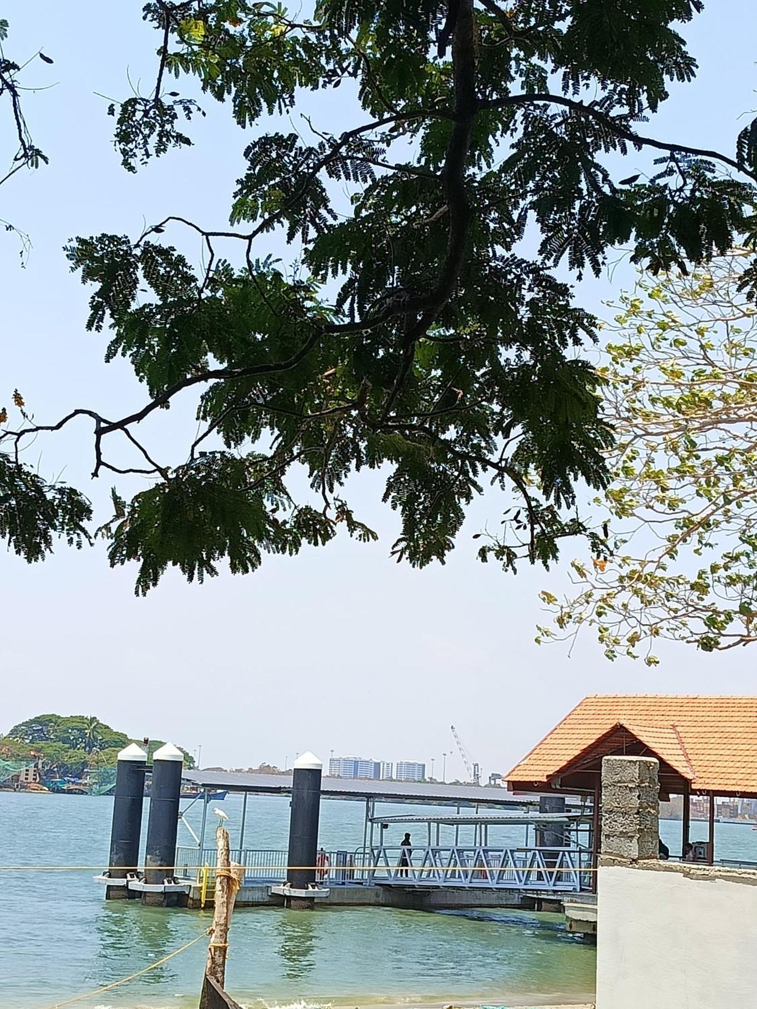Elzas Fort Inn Kochi Bagian luar foto